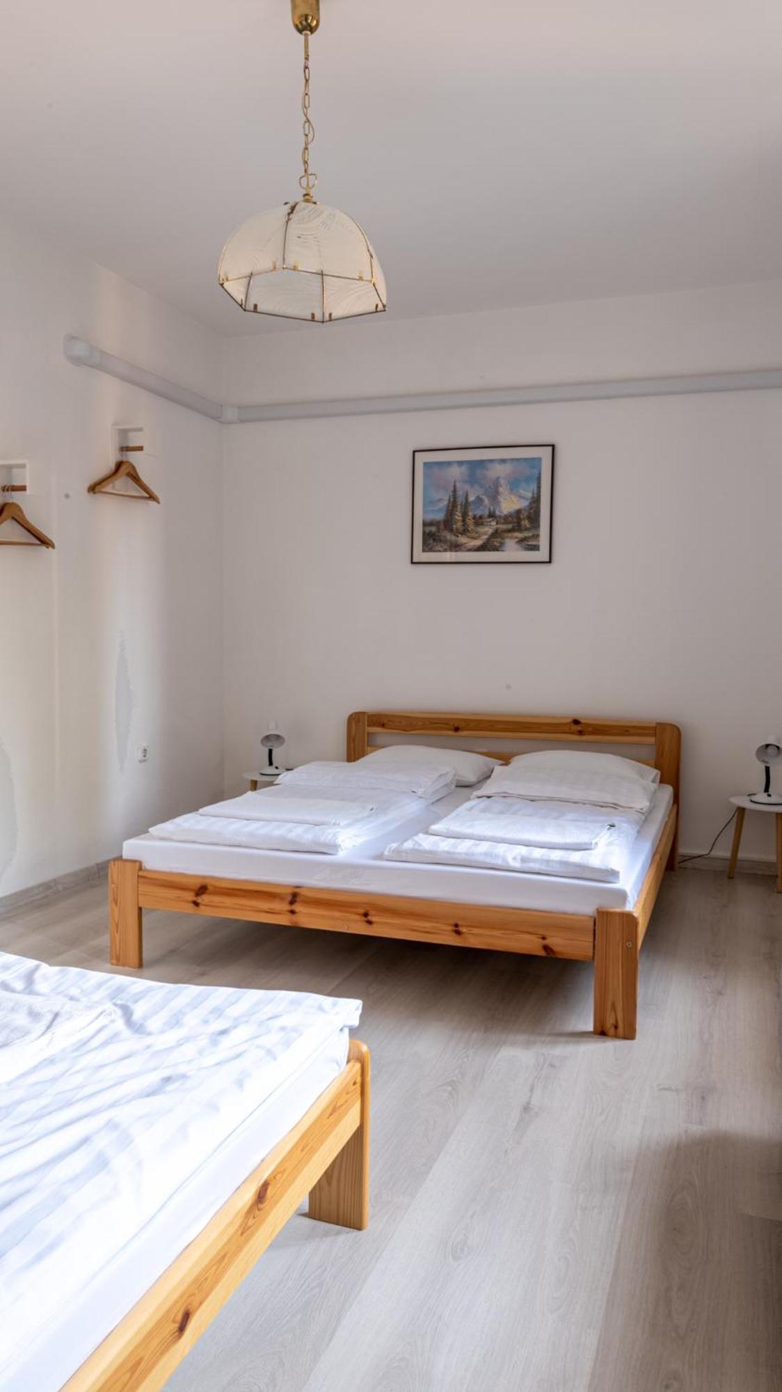 Barat Vendeghaz - Cosy Guesthouse - Teljes Haz Privat Udvarral - 4 Szoba, 2 Fuerdo Segedyn Zewnętrze zdjęcie